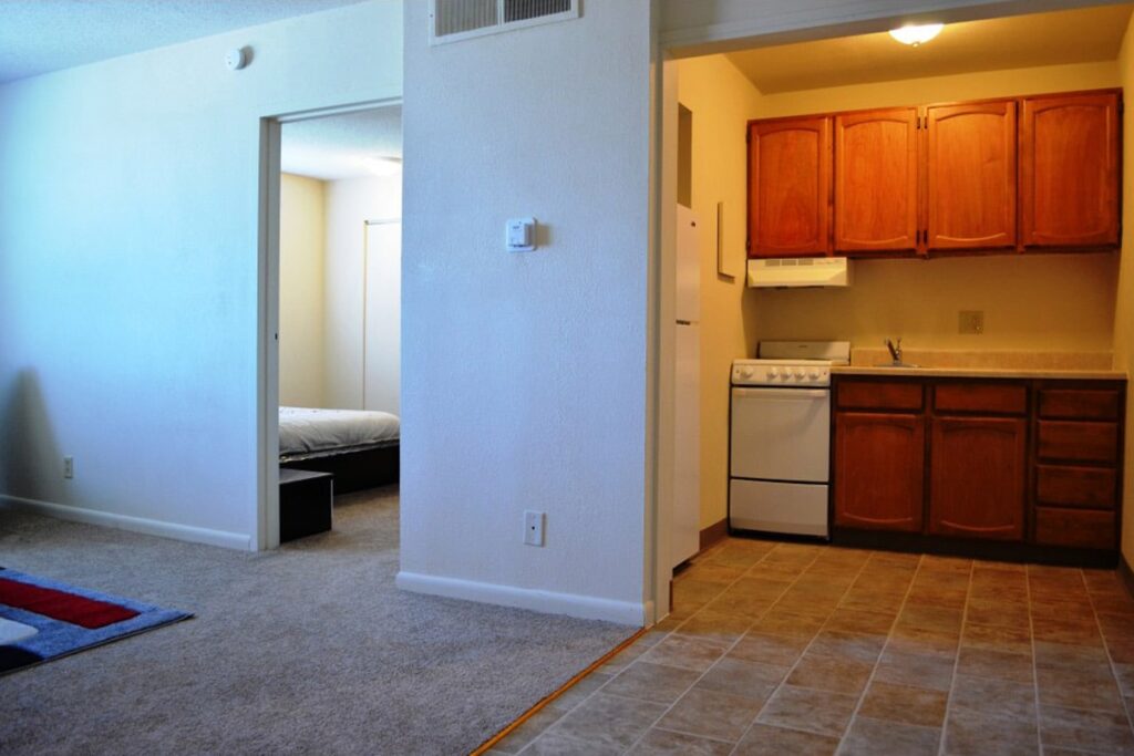 Campus view apartments Lawrence