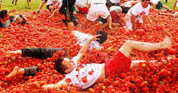 La-Tomatina-Festival-2020
