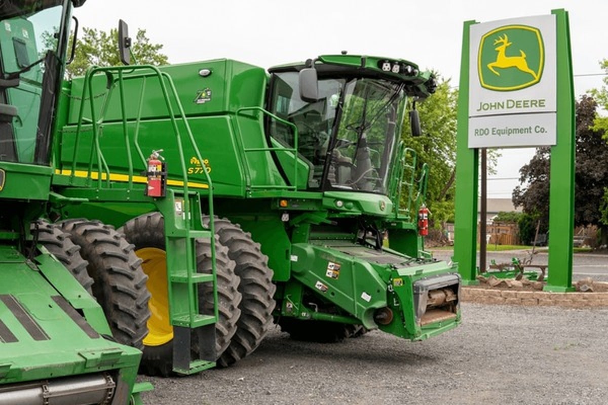 Key Reasons The John Deere 9600 Remains Popular Among Farmers